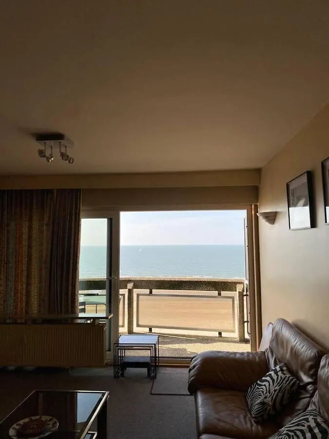 Amazing 2-Bedroom Apartment With Amazing Sea-View Ostend Bélgica